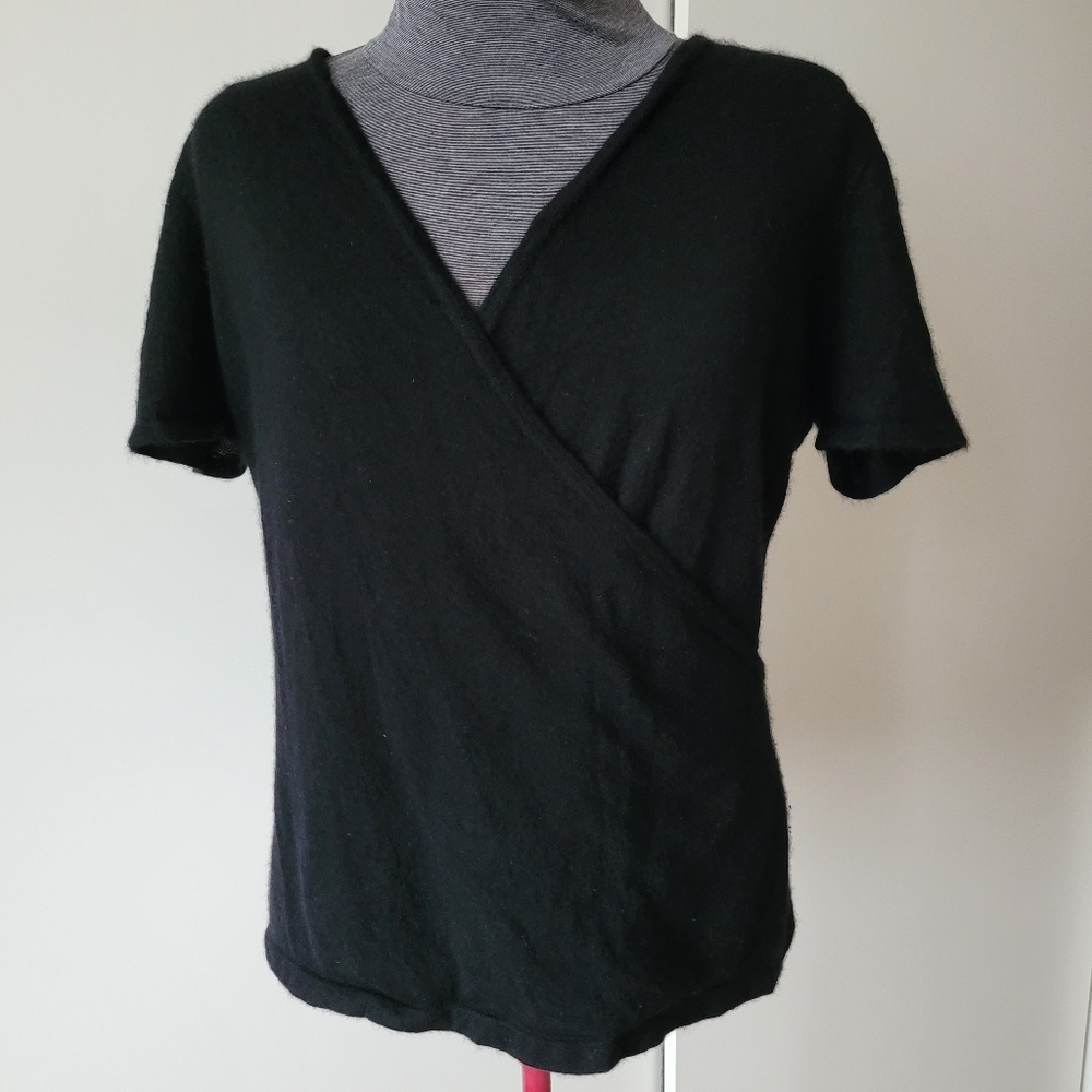 Short sleeved cashmere wrap top